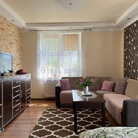 Kawalerka W Apartment *